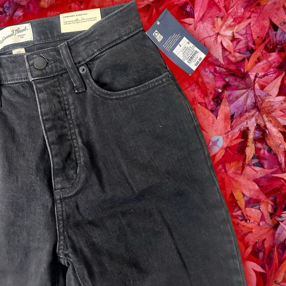 NWT Universal Thread Black Retro ‘High-Rise 90s Slim Leg Jeans’ Size 2 - Picture 10 of 16